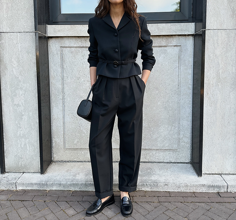 Black — MODEDAMOUR